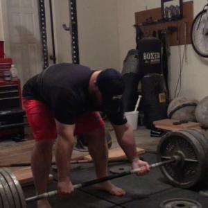 Dennis Cornelius setting up to deadlift